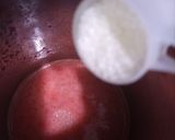 A picture of step 4 of Strawberry juice 🥤.