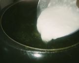 A picture of step 3 of Pressure cooker palak chicken curry.
