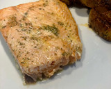 Foto del paso 5 de la receta: Salmón al horno con mantequilla y eneldo