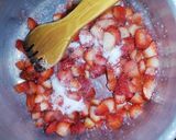 Une image de l'étape 1 de Coulis de fraise 🍓🍰.