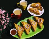 A picture of step 8 of Stuffed Bread Pakoda.