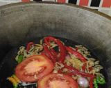 Foto langkah ke 2 dari resep Sambal Bawang Gurih.