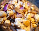Foto del paso 10 de la receta: Pollo con hongos al ostión