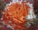 Foto langkah ke 1 dari resep Oseng kol + daging sapi.