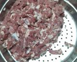 A picture of step 1 of Roasted keema balls.