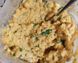 Foto del paso 2 de la receta: Albóndigas de bacalao y garbanzos 🧡💛