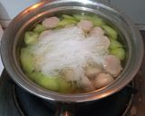 Foto langkah ke 4 dari resep Sop Oyong Kembang Tahu.