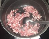 Une image de l'étape 2 de Poëllée de petits pois et lardons.