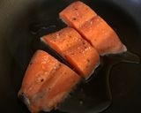 Foto langkah ke 2 dari resep Salmon Rice Bowl.