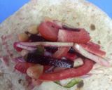 A picture of step 2 of Healthy wraps.