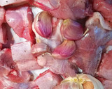Foto del paso 1 de la receta: Conejo (o pollo) al ajillo 🐇🧄