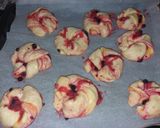 Citromkrémes, gyümölcsös virág recept fázis 4 fotója