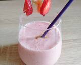 Strawberry banana smoothie recipe step 1 photo