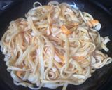 Foto del paso 3 de la receta: Pasta picante con surimi 🍝🌶