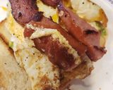 A picture of step 4 of Cali Food Truck Breakfast Sandwich.