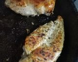 Foto del paso 2 de la receta: Pechuga de pollo con champiñones a la mantequilla