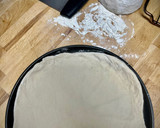 Foto del paso 2 de la receta: Pizza casera de Cabrales con pesto y nueces