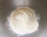 Une image de l'étape 1 de Pâte brisée sucrée à l'huile de tournesol.