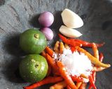 Foto langkah ke 1 dari resep 74. Sambal Dayak Balaikarangan.