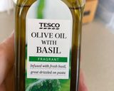 A picture of step 6 of Mixed Salad with Basil Olive Oil.