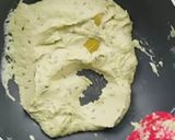 A picture of step 2 of Methi matar malai.