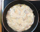 Foto del paso 6 de la receta: Pollo con nata y queso