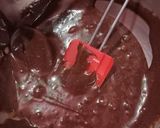 A picture of step 6 of Center filled chocolate cup cakes😋.
