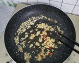 Hình bước làm 4 của món Vây cá hồi chiên nước mắm