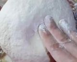 Foto del paso 2 de la receta: Pan casero con levadura fresca🧉