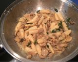 Foto del paso 2 de la receta: Revuelto de espárragos blancos y champiñones