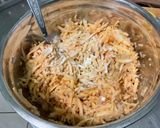 Une image de l'étape 7 de Gratin de pommes de terre aux harengs en conserve tomate et oignons.
