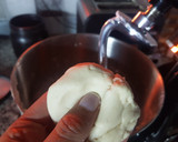 Foto del paso 2 de la receta: Medialunas sin gluten sin Manteca