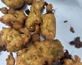 दुधी भोपळ्याचे  पकोडे (dudhi bhoplyache pakode recipe in marathi) रेसिपी स्टेप 4 फोटो 