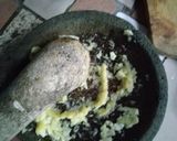 Foto langkah ke 1 dari resep Kwetiaw Goreng Ayam Modal Rp 15000.