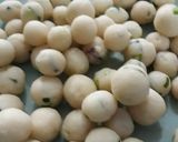 Foto langkah ke 3 dari resep Oseng Cilok Bumbu Kacang Lembut #Agust8.