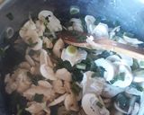Foto del paso 2 de la receta: Arroz con pollo al champiño al gusto mío