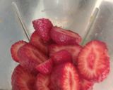 Foto del paso 1 de la receta: Postre de frutillas sin Gluten