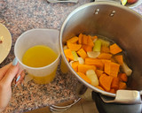 Foto del paso 4 de la receta: Crema de Boniato con Calabaza Olla a Presión