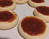 Foto del paso 4 de la receta: Ojitos de dulce de leche o el dulce que te guste más.... 🤗