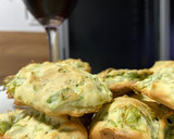 Foto del paso 3 de la receta: Buñuelos de lechuga al horno 🥬