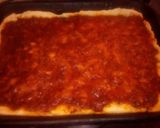 Foto del paso 4 de la receta: Pizza con muzarella (bien rica)