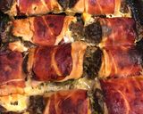 Májas - gombás göngyölt csirke bacon kabátban, májtócsnival recept fázis 6 fotója