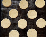 Foto del paso 1 de la receta: Crackers con polenta Sin tacc