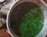 Foto langkah ke 3 dari resep Sayur bening kelor.
