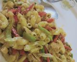 A picture of step 7 of Tikka macaroni.