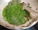 A picture of step 5 of Palak Methi Matar.