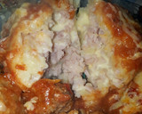 Foto del paso 3 de la receta: Ñoquis rellenos con albóndigas en salsa
