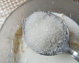A picture of step 1 of Doodh pheni.