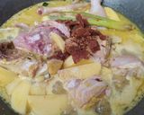 Foto langkah ke 3 dari resep Opor Ayam Kentang.