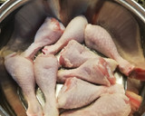Foto del paso 2 de la receta: Jamoncitos de pollo con guarnición